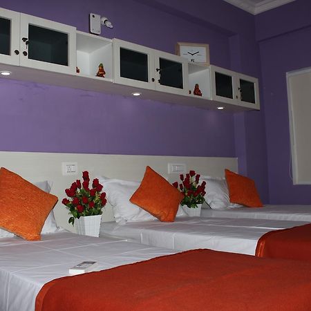 Mahas Inn Hyderabad Bagian luar foto