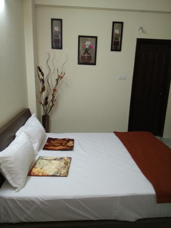 Mahas Inn Hyderabad Bagian luar foto